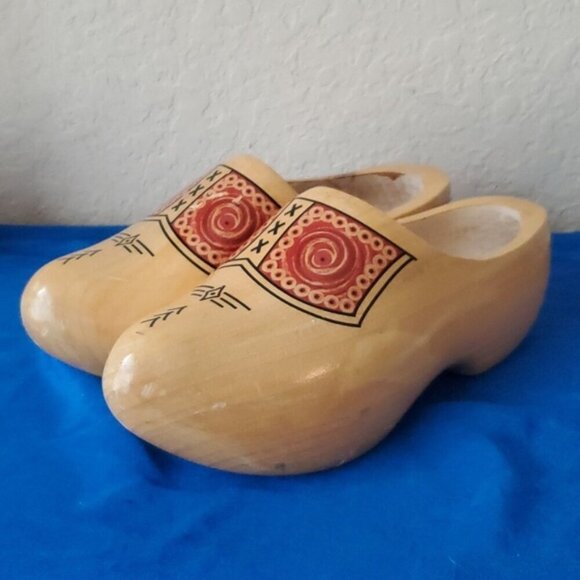 Dutch Wooden Clogs (made in Holland, size unknown) - Picture 2 of 7